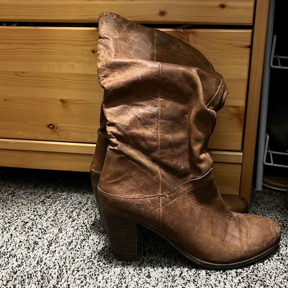 Steve Madden “Loretta” boots- GUC